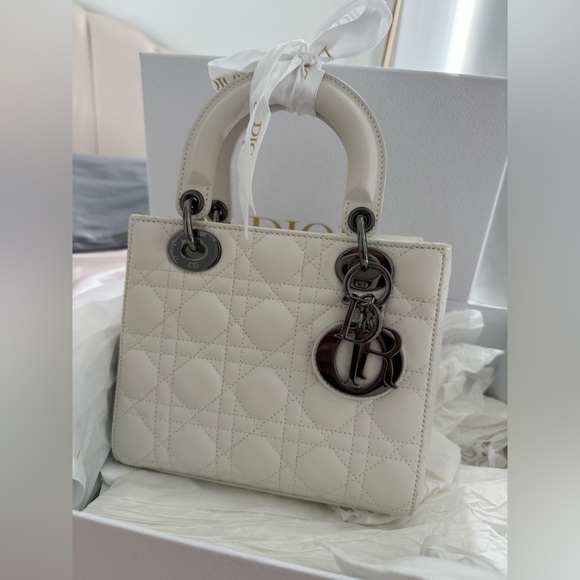 Lady dior Small with gunmetal hardware - Picture 1 of 12